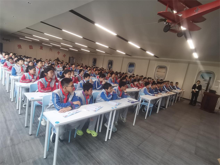 图片8 图片8